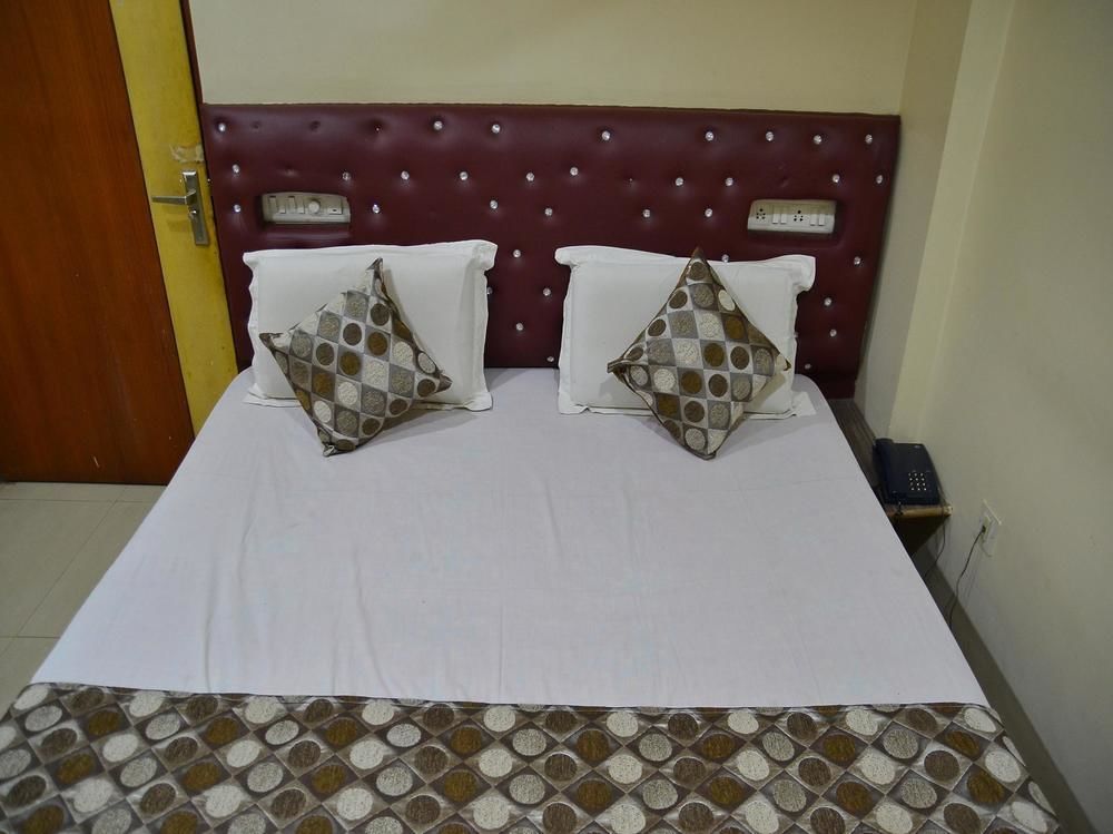 Oyo 3019 Hotel Lingaraj Bhubaneswar Exterior foto